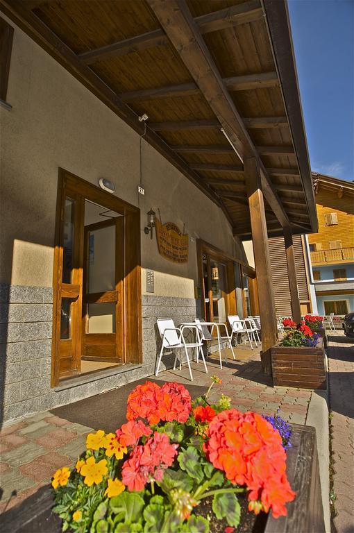 Residence Raffaella Santa Caterina Valfurva Kültér fotó